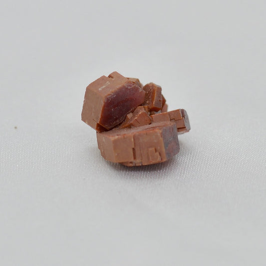 Vanadinite à cristaux hexagonaux 6g