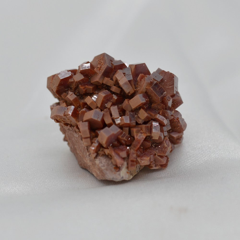 Amas de cristaux de vanadinite rouge  31g du Maroc