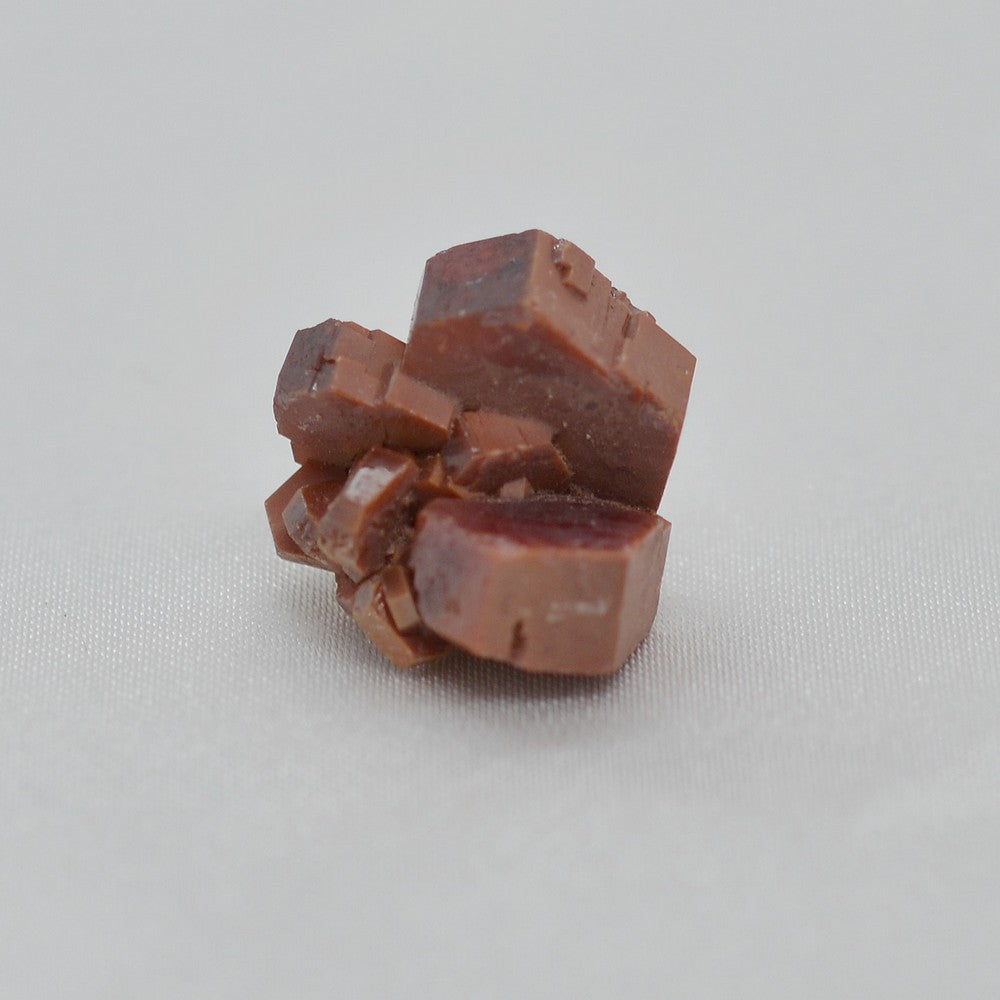 Amas de cristaux hexagonaux de vanadinite 6g de Mibladen