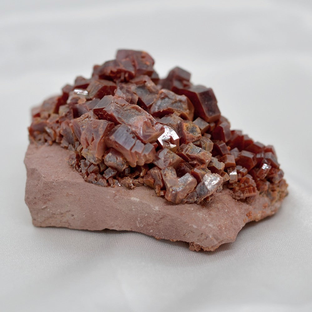 Cristaux de vanadinite sur matrice 168g de Mibladen