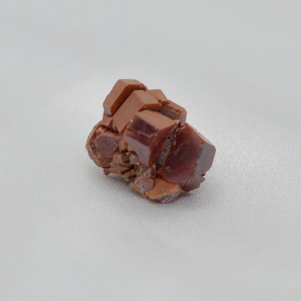 Cristaux hexagonaux de vanadinite 7g 