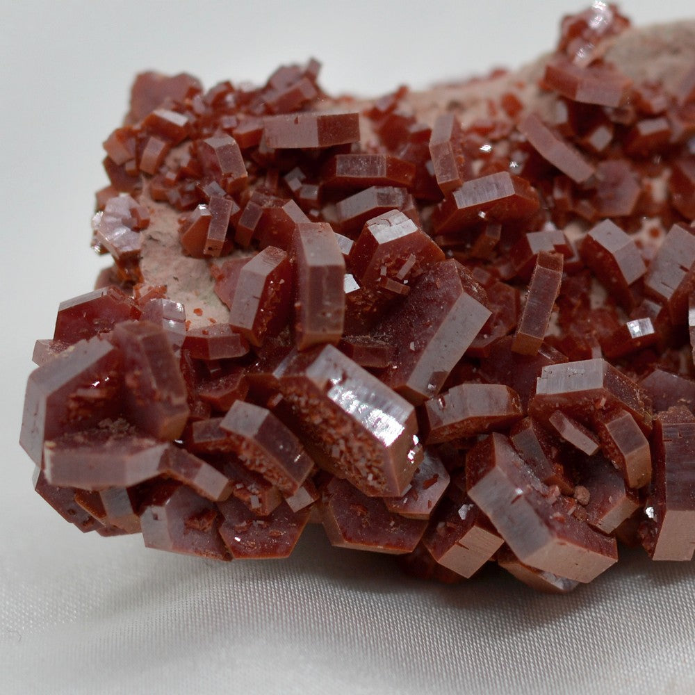 Cristaux rouges de vanadinite sur matrice 128g
