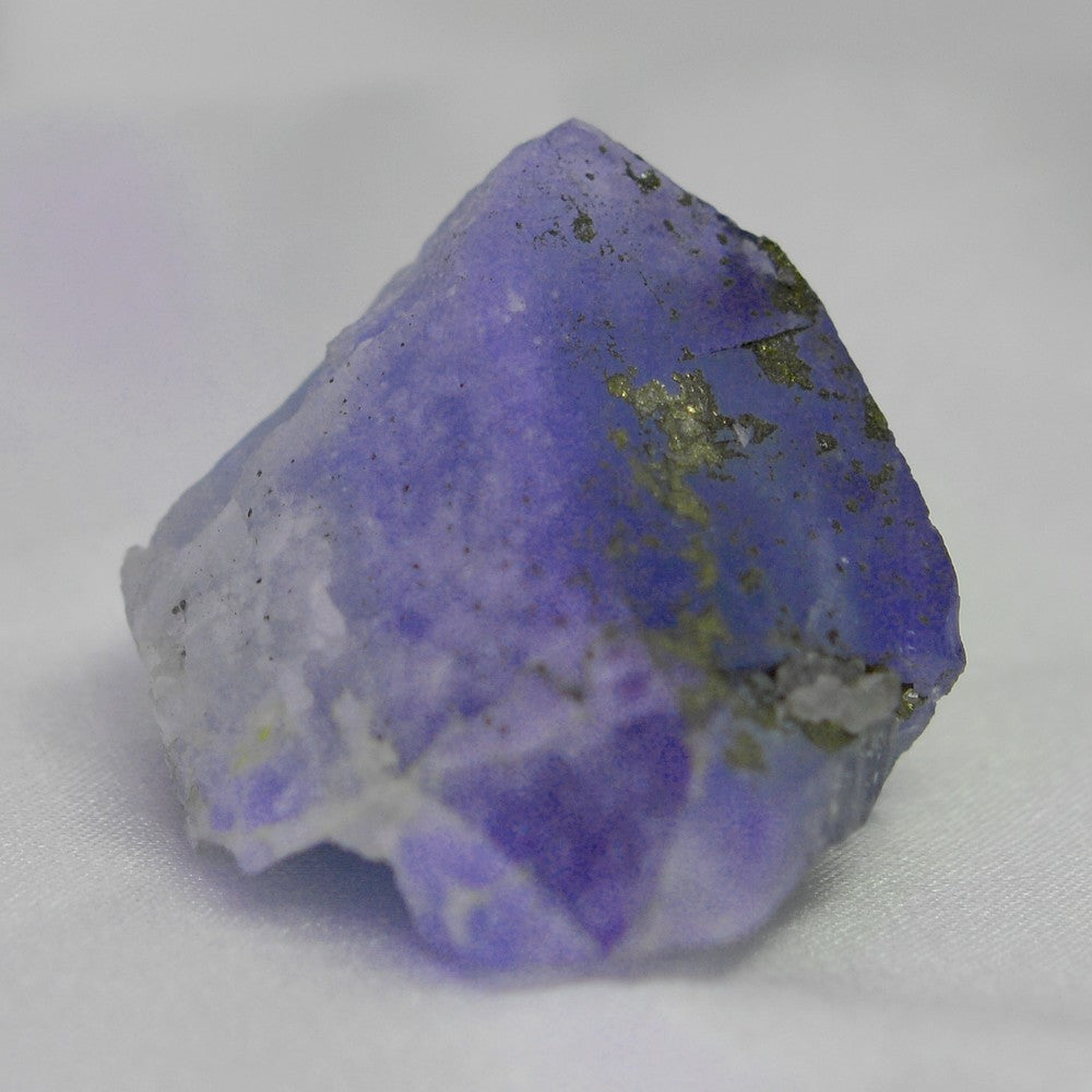 Fluorite et pyrite 31g sous lampe UV d'El Hammam au Maroc