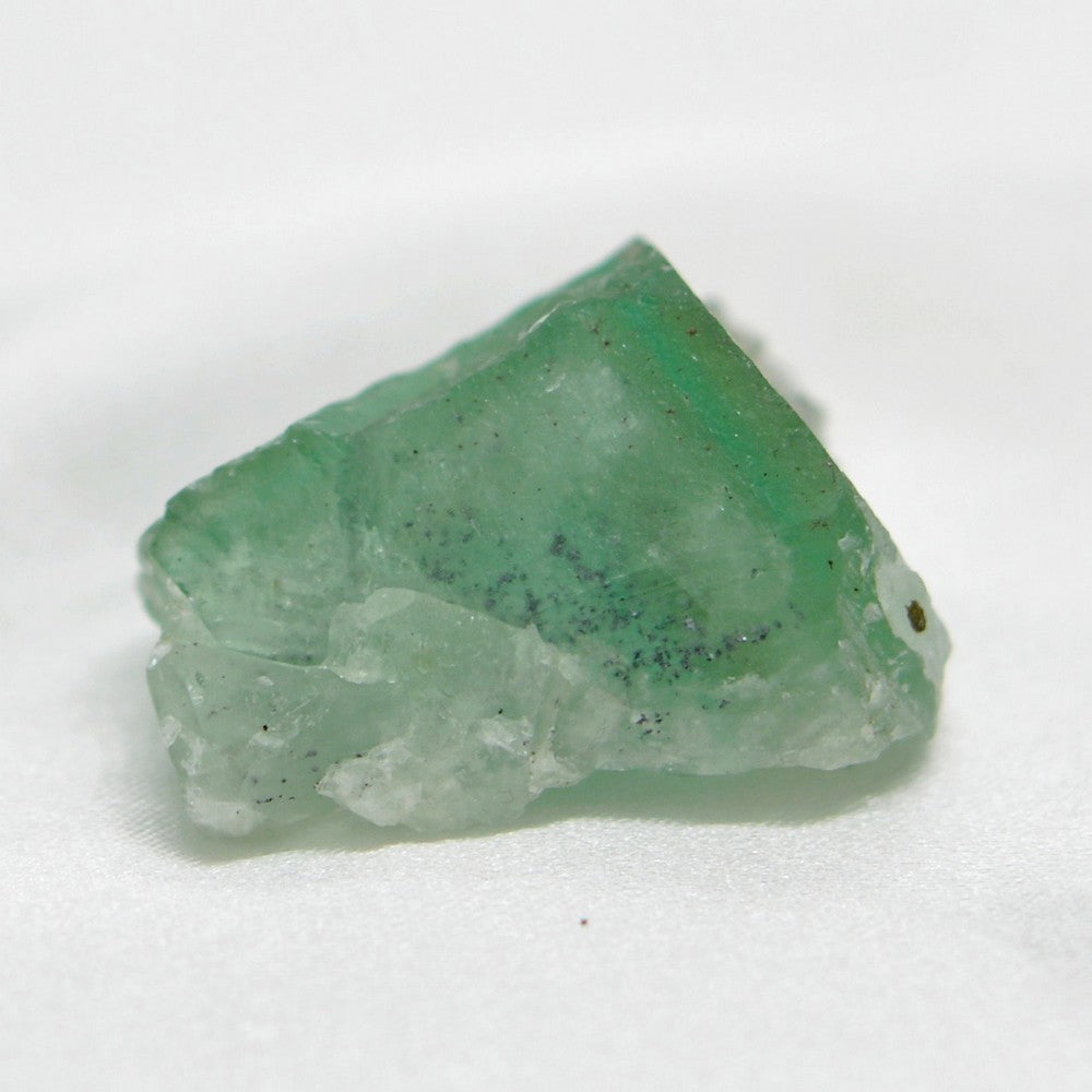 Fluorite vert d'eau à inclusions de 20g en provenance du Maroc