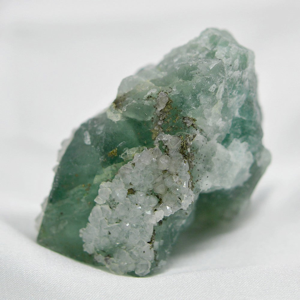 Fluorite vert d'eau avec quartz et pyrite 121g d'El Hammam au Maroc