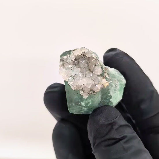 Fluorite verte avec quartz et pyrite 36g de la mine d'El Hammam au Maroc
