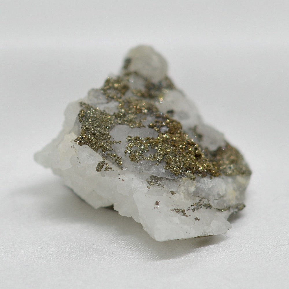 Pyrite sur calcite avec fluorite et quartz 18g du Maroc