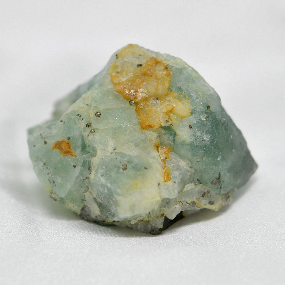 Pyrite sur fluorite verte du Maroc 53g