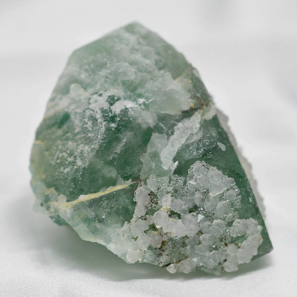 Quartz sur fluorite verte marocaine pierre brute de 121g