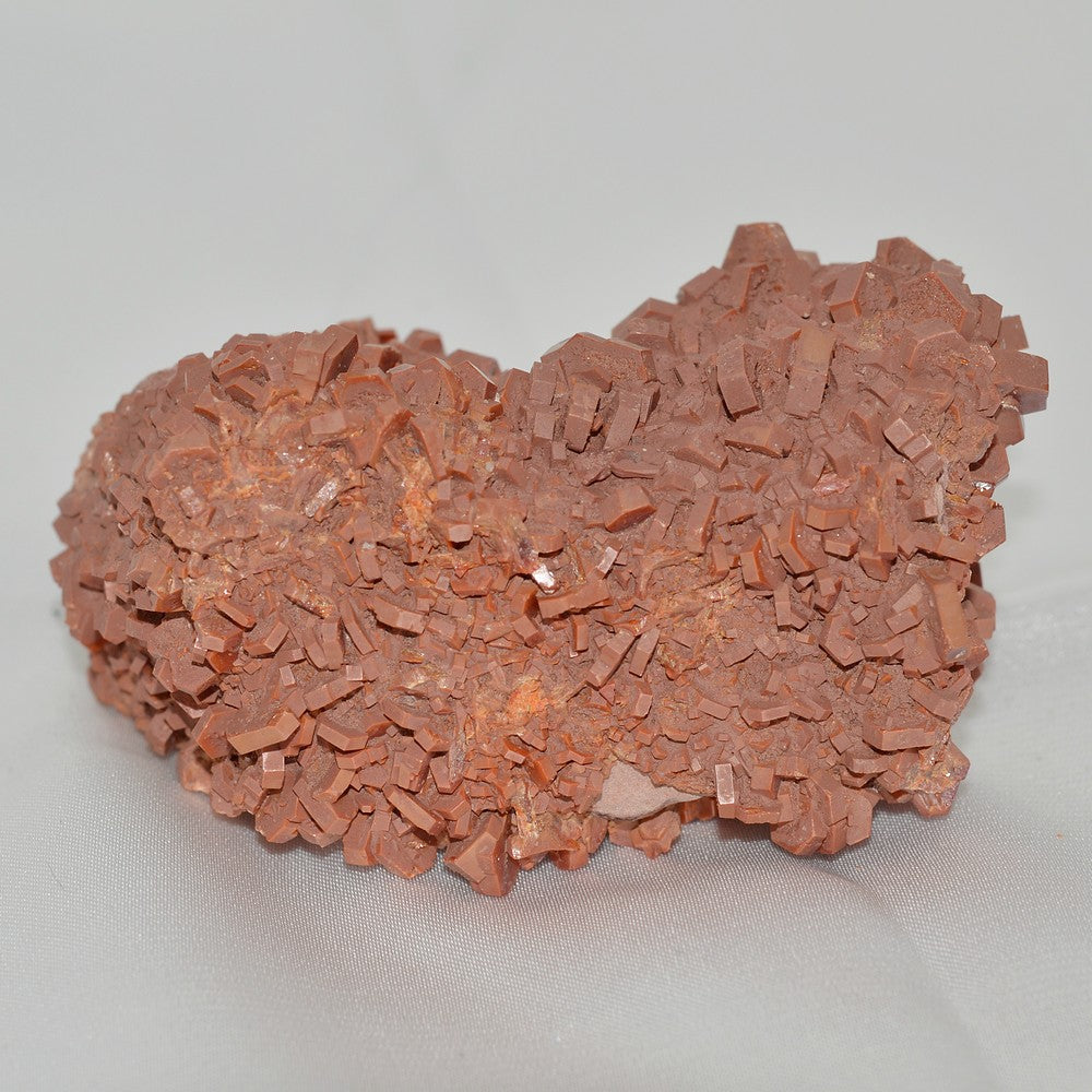 Vanadinite à cristaux en prismes hexagonaux du Maroc 202g