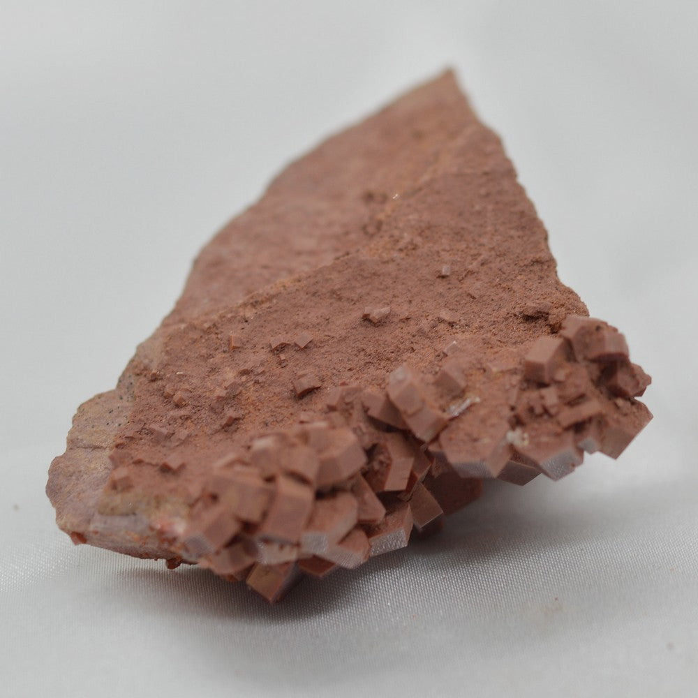 Vanadinite brunâtre 82g de Mibladen