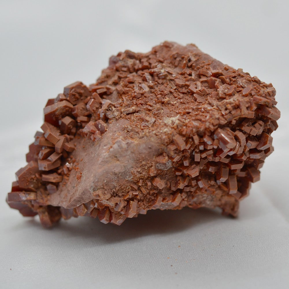 Vanadinite marocaine rouge brunâtre de 189g